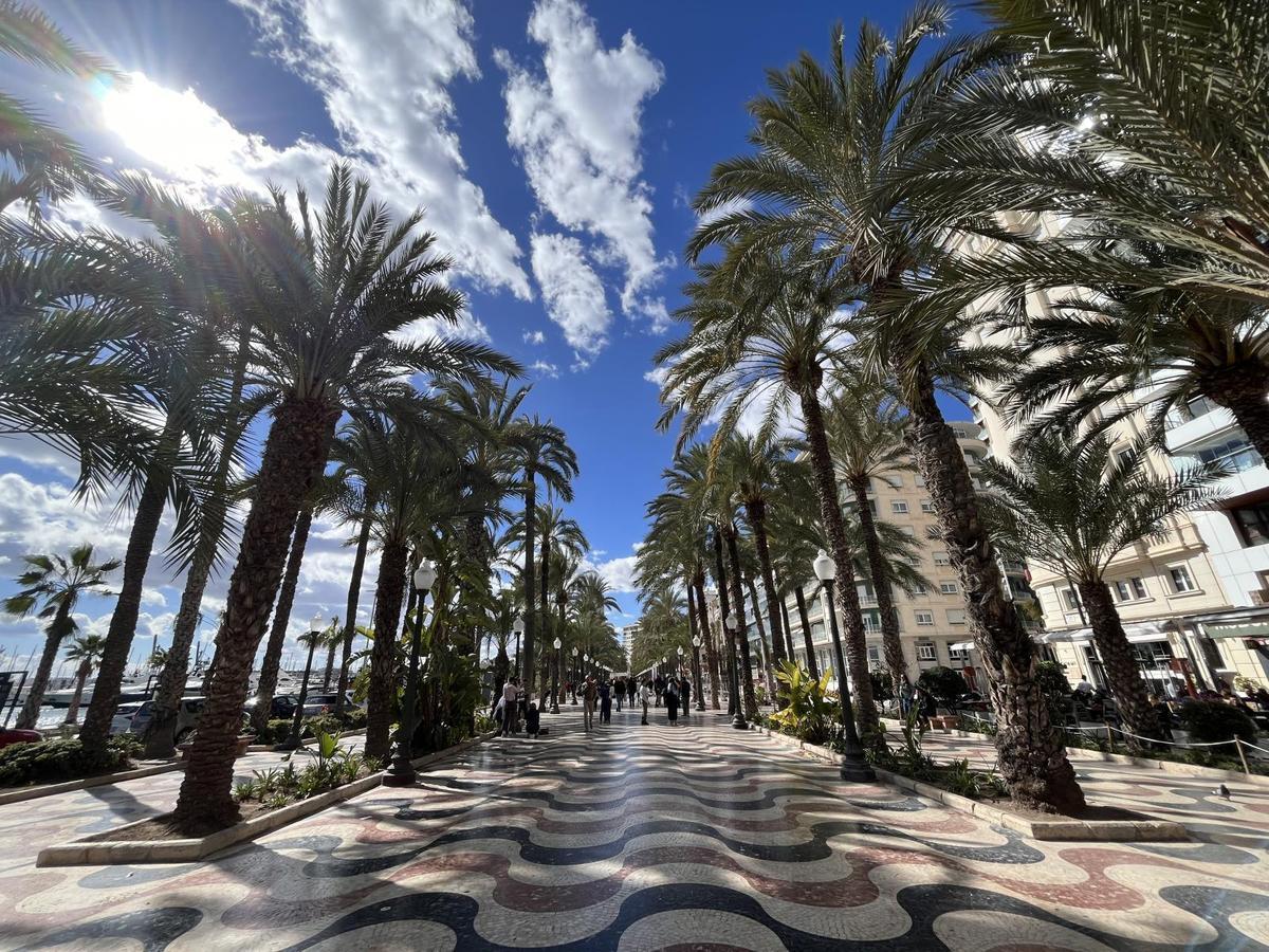 Alicante. Explanada de España